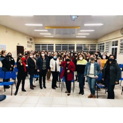 Dia do Professor: Secretaria de Educação de Campo Largo homenageia profissionais do ensino